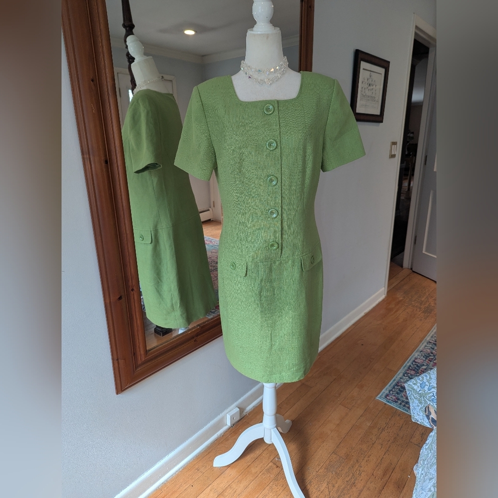 Kasper Green Short-Sleeve Button Front Sheath Dress